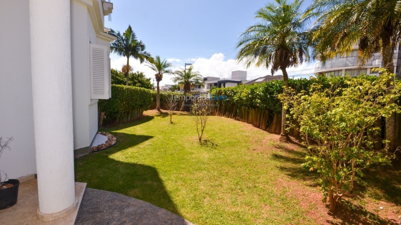 Casa para aluguel de temporada em Florianopolis (Jurerê Internacional)