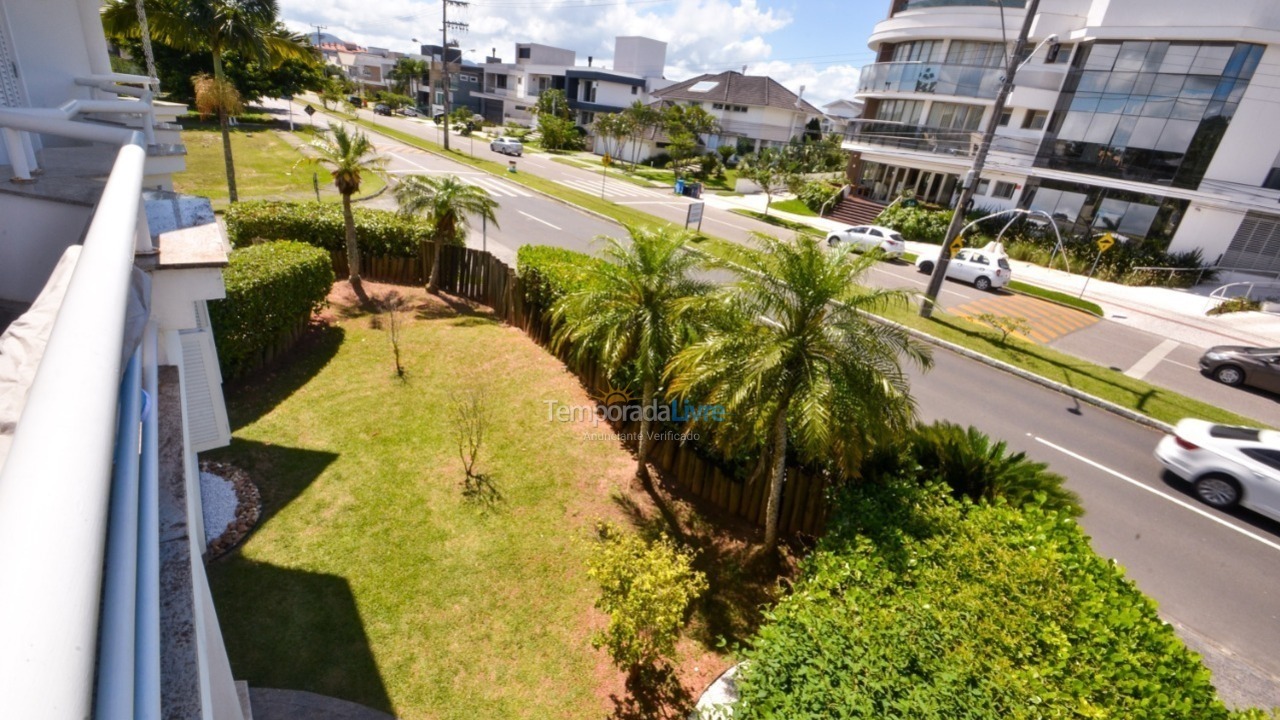 Casa para aluguel de temporada em Florianopolis (Jurerê Internacional)