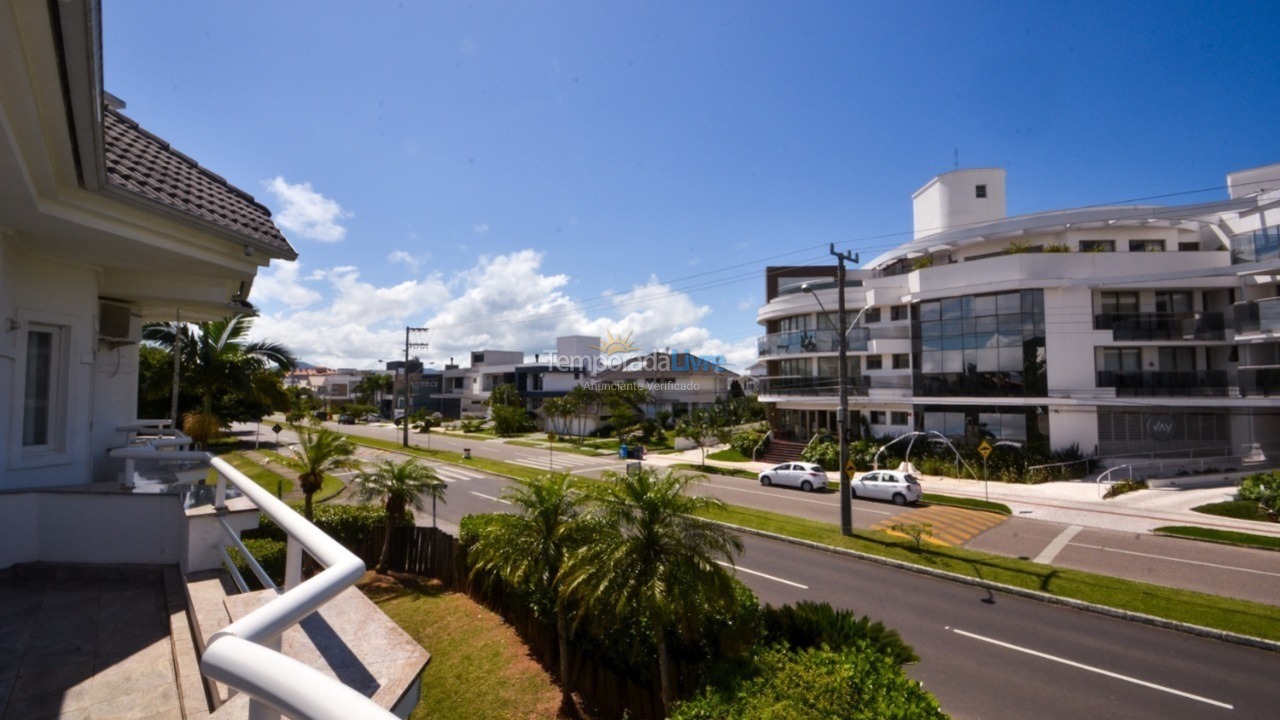 Casa para aluguel de temporada em Florianopolis (Jurerê Internacional)