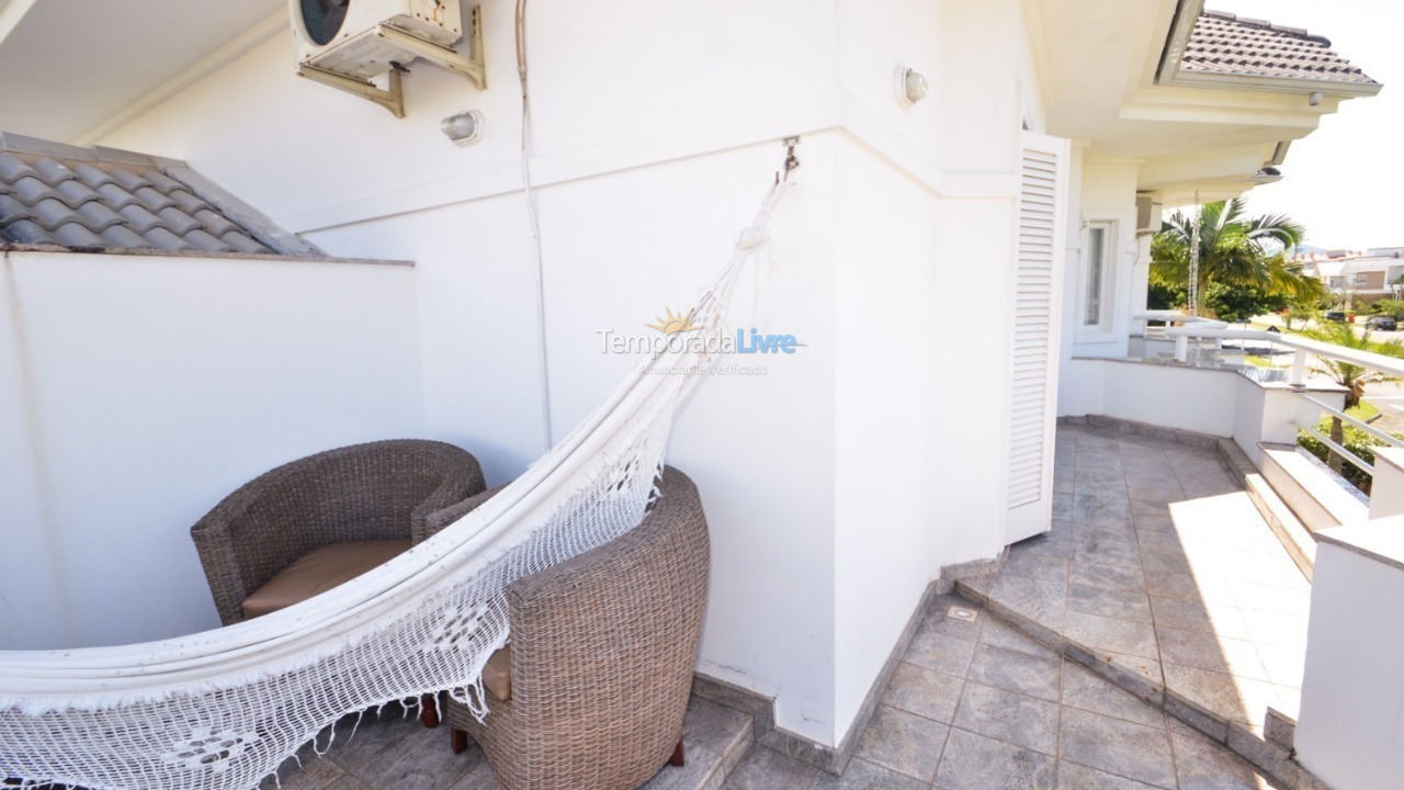 Casa para aluguel de temporada em Florianopolis (Jurerê Internacional)