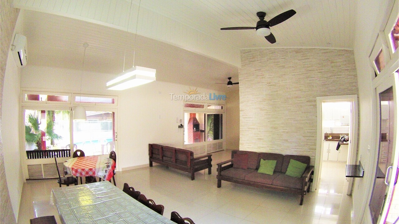 Casa para alquiler de vacaciones em Ubatuba (Praia do Tenório)