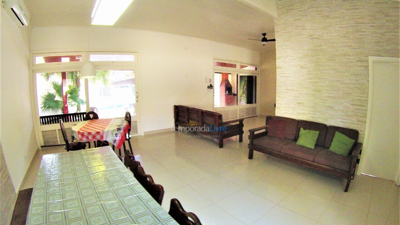 Casa para alquiler de vacaciones em Ubatuba (Praia do Tenório)