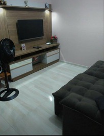 Sala com smart tv a cabo de 43 polegadas e wiffe