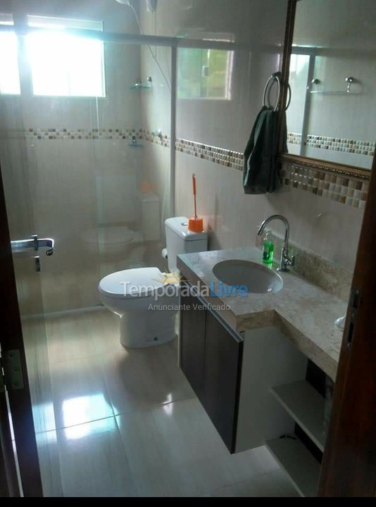 Casa para aluguel de temporada em Itapema (Centro)