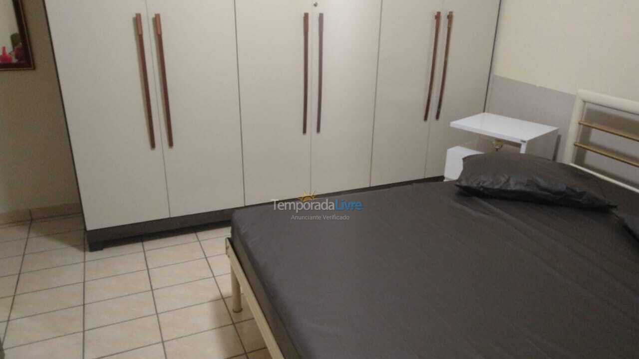 Apartment for vacation rental in Guarujá (Enseada)