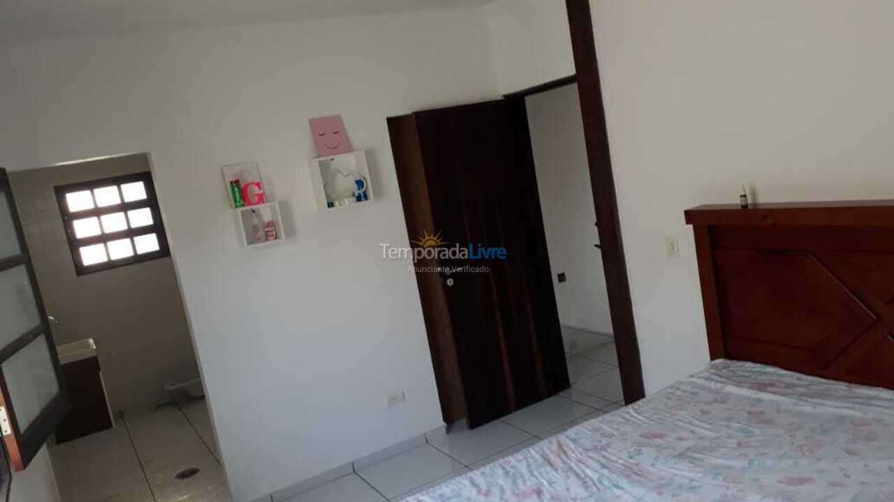 Casa para aluguel de temporada em Guarujá (Enseada)