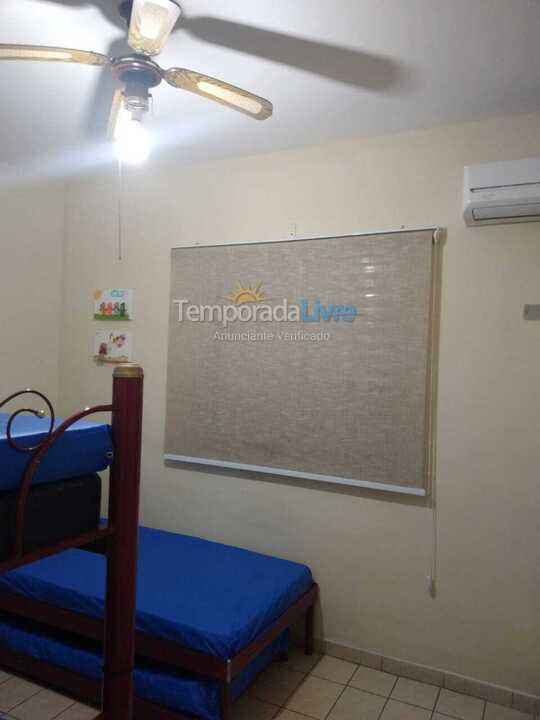 Apartment for vacation rental in Guarujá (Enseada)