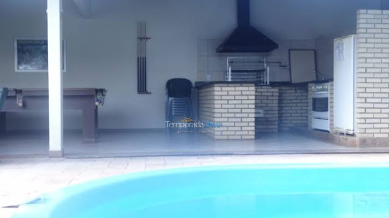 Casa para aluguel de temporada em Foz do Iguaçu (Jardim Iguacu)