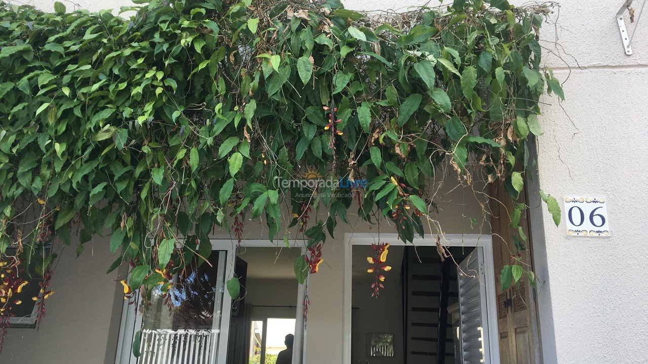 Casa para aluguel de temporada em Ubatuba (Itaguá)