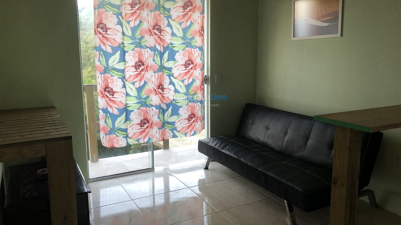 Apartamento para aluguel de temporada em Garopaba (Praia da Ferrugem)