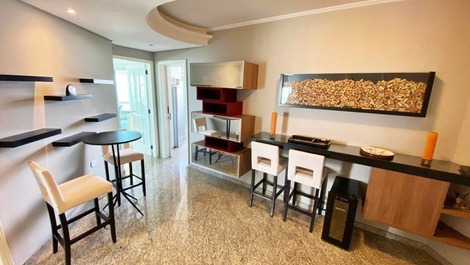 Ed. Royal Garden: 3 suites / sea front / barbecue
