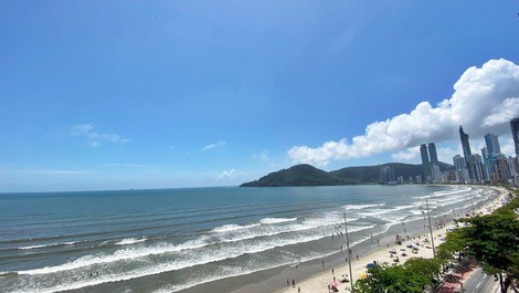 Ed. Royal Garden: 3 suites / sea front / barbecue