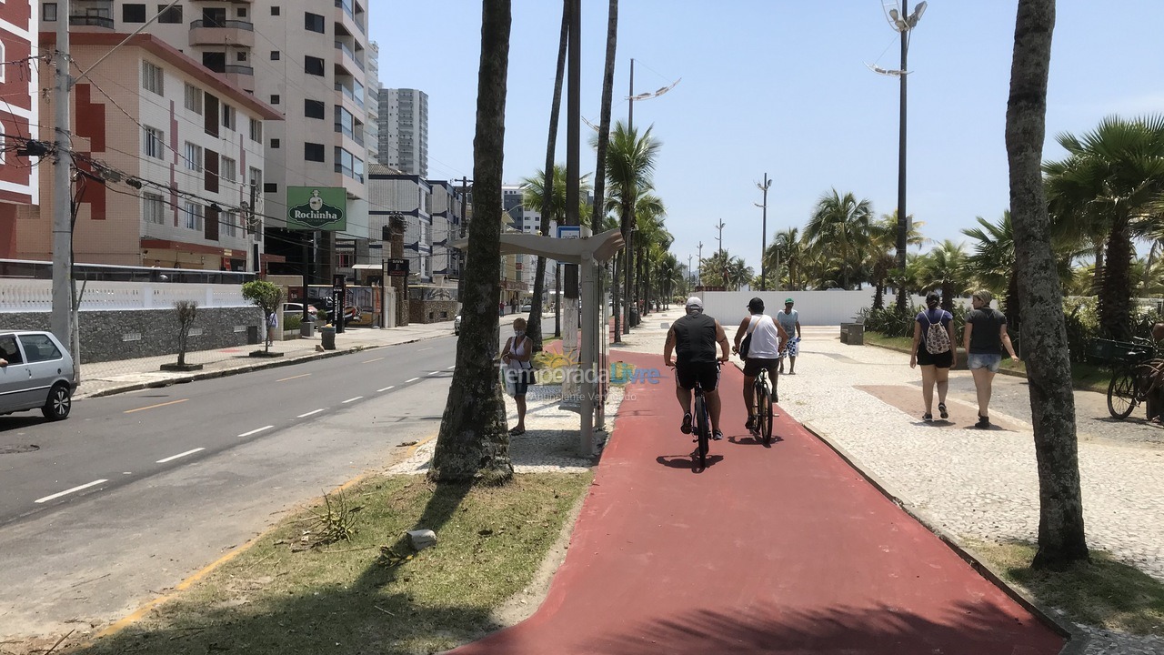 Apartment for vacation rental in Praia Grande (Vila Tupi)