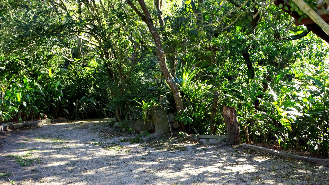 Casa para aluguel de temporada em Bombinhas (Canto Grande)