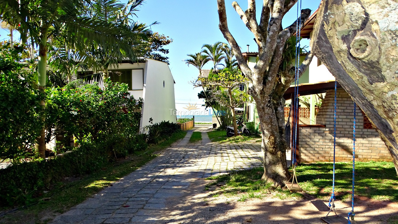 Casa para aluguel de temporada em Bombinhas (Canto Grande)