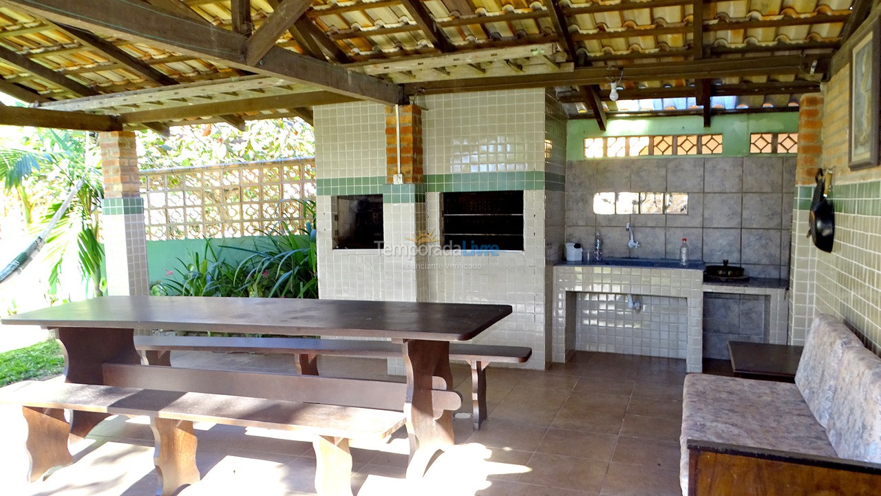 Casa para aluguel de temporada em Bombinhas (Canto Grande)