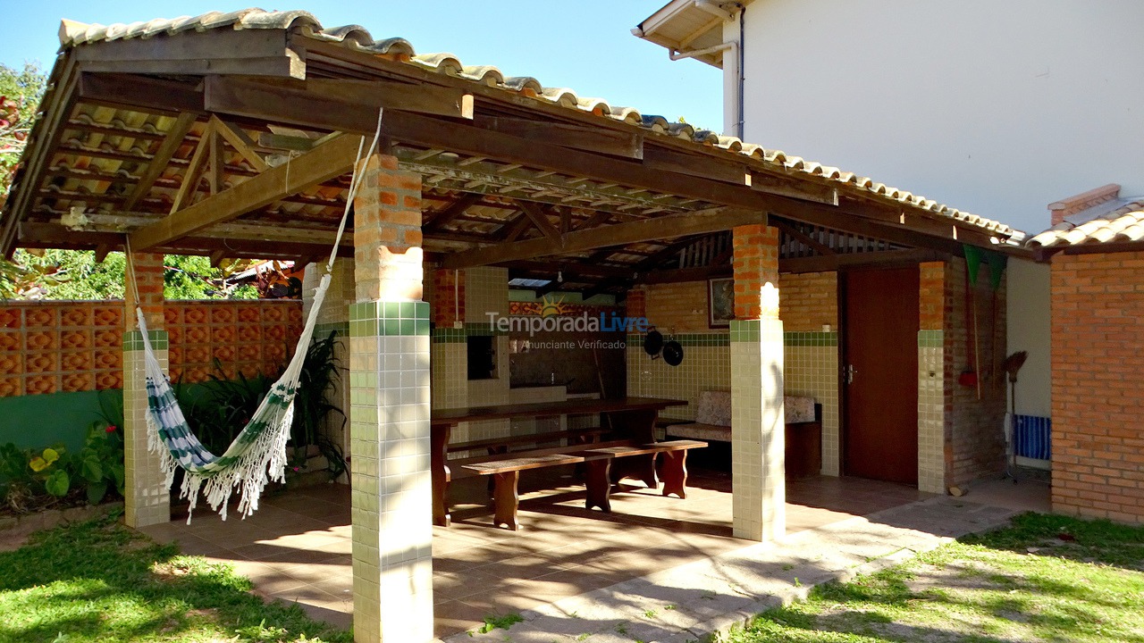 Casa para aluguel de temporada em Bombinhas (Canto Grande)