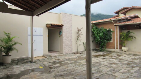 PRAIA DAS TONINHAS UBATUBA APARTMENT