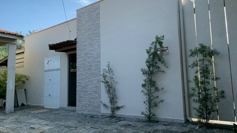 PRAIA DAS TONINHAS UBATUBA APARTMENT