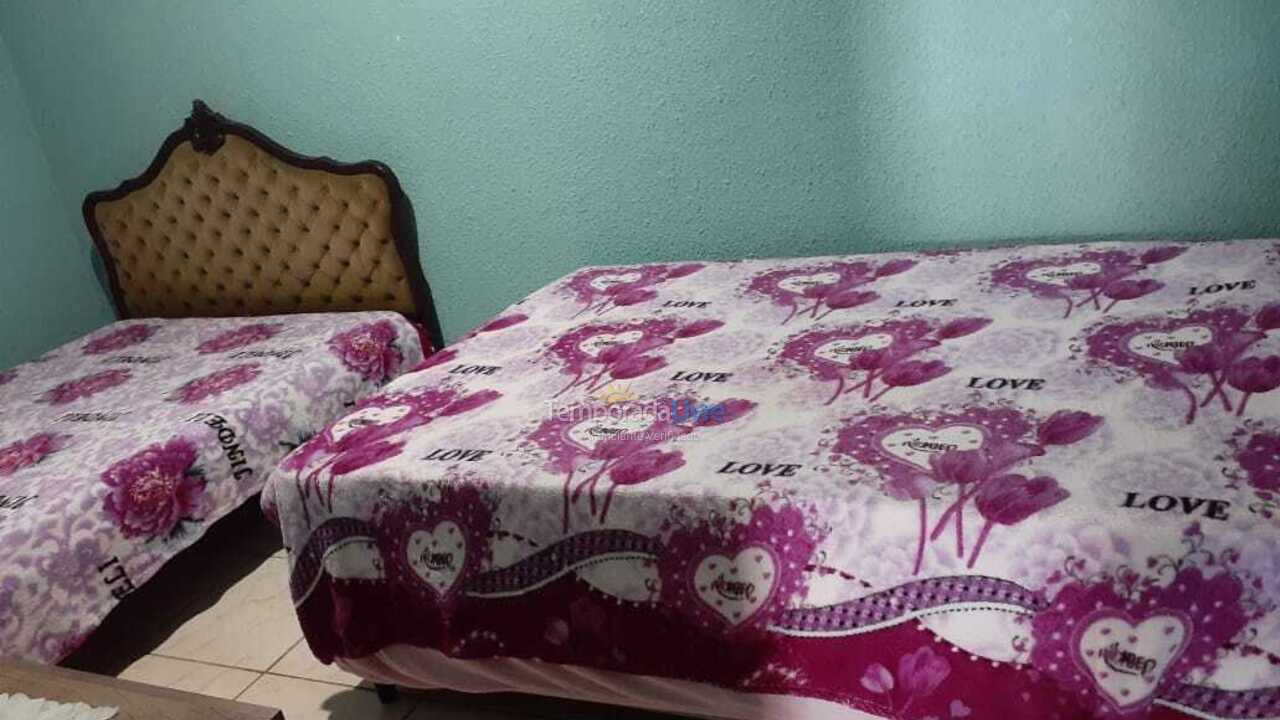 Casa para aluguel de temporada em Cidreira (Centro)