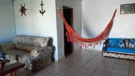 Casa no centro de Cidreira, apenas 120m da praia