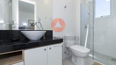 Apartment with 2 suites 100m from the sea