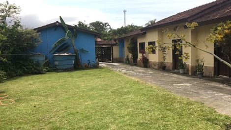 Chalet Morada do Sol, on Boraceia beach for up to 6 people