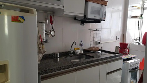 Cozinha completa com lava roupas