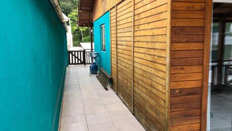 Casa para aluguel de temporada em Bombinhas (Canto Grande)