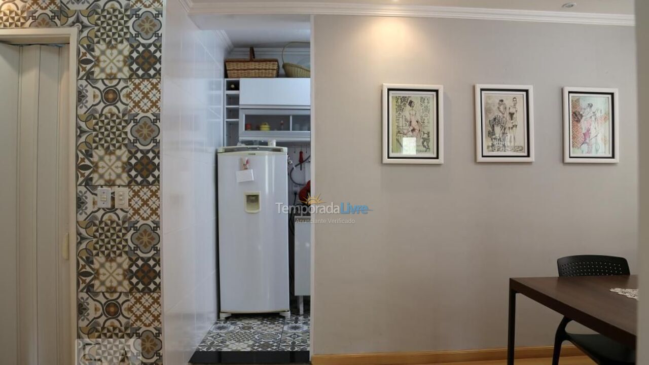 Casa para aluguel de temporada em Taboão da Serra (Parque Maraba)