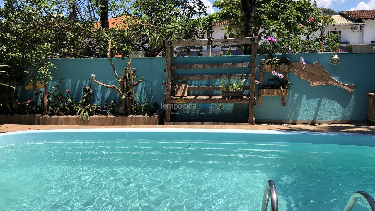 Casa para alquiler de vacaciones em Matinhos (Caiobá)