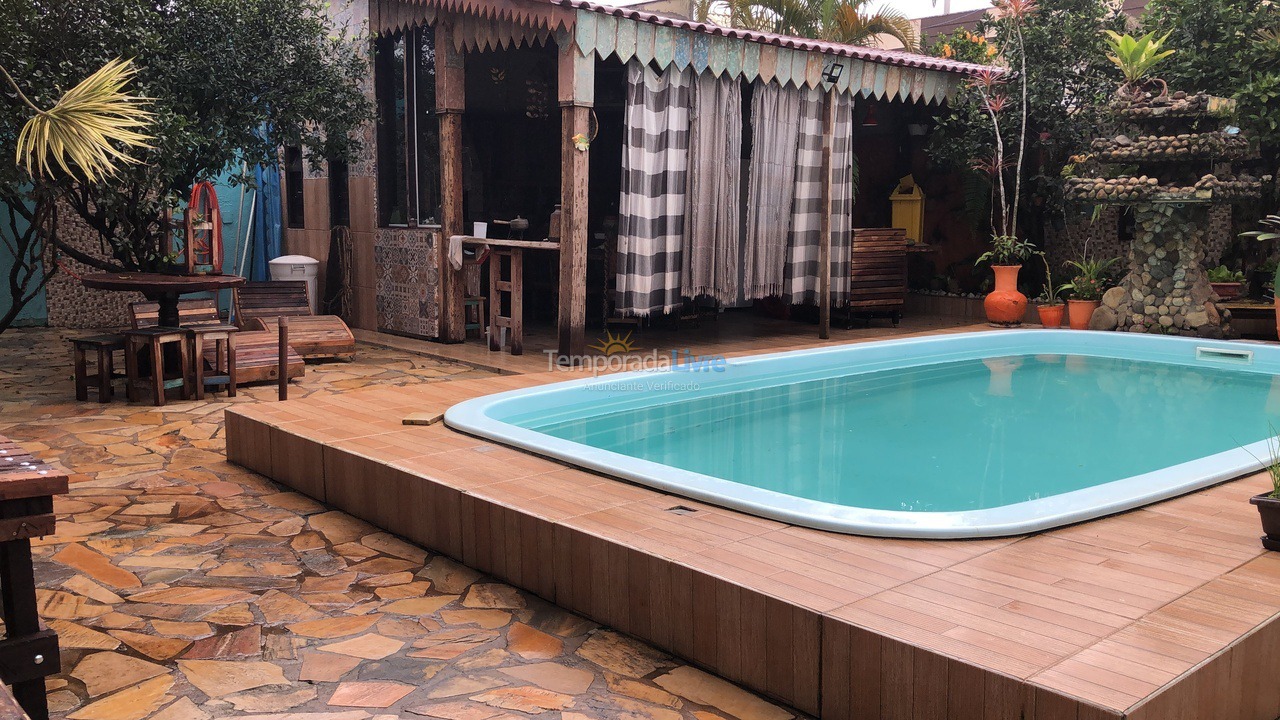 Casa para alquiler de vacaciones em Matinhos (Caiobá)