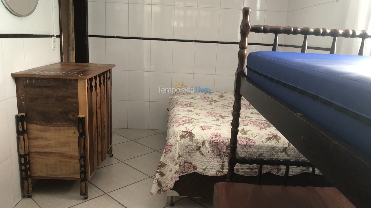 Casa para alquiler de vacaciones em Matinhos (Caiobá)