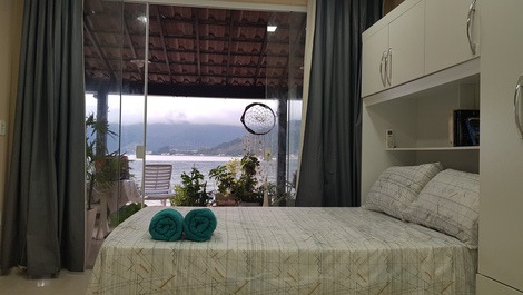 Casa Temporada em ilha e pé na areia