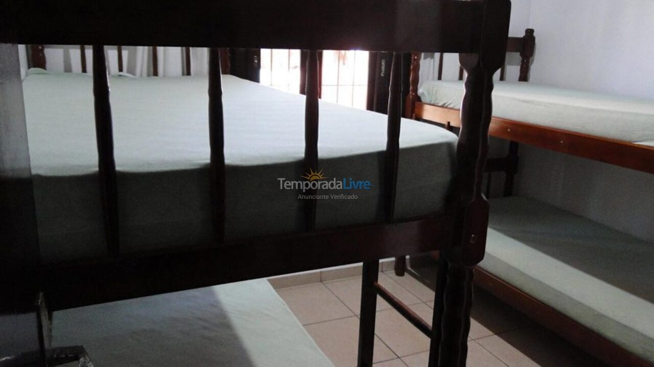 Casa para aluguel de temporada em Ubatuba (Praia Grande)