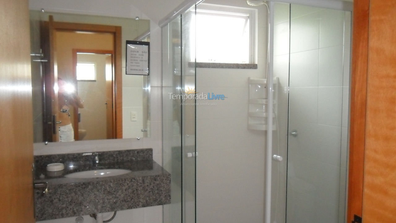 Apartamento para aluguel de temporada em Bombinhas (Praia de Zimbros)