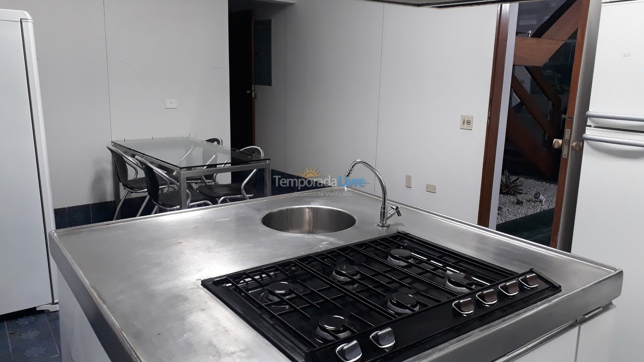 Casa para alquiler de vacaciones em Guarujá (Enseada)