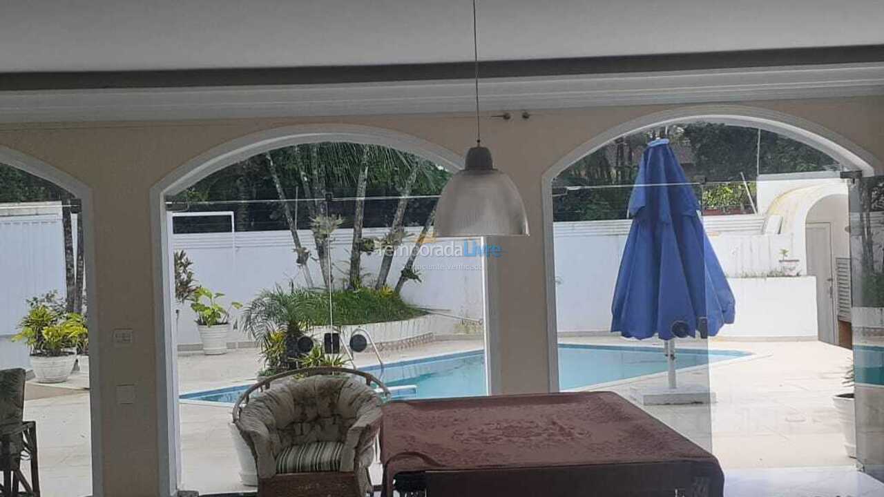 Casa para aluguel de temporada em Guarujá (Enseada)