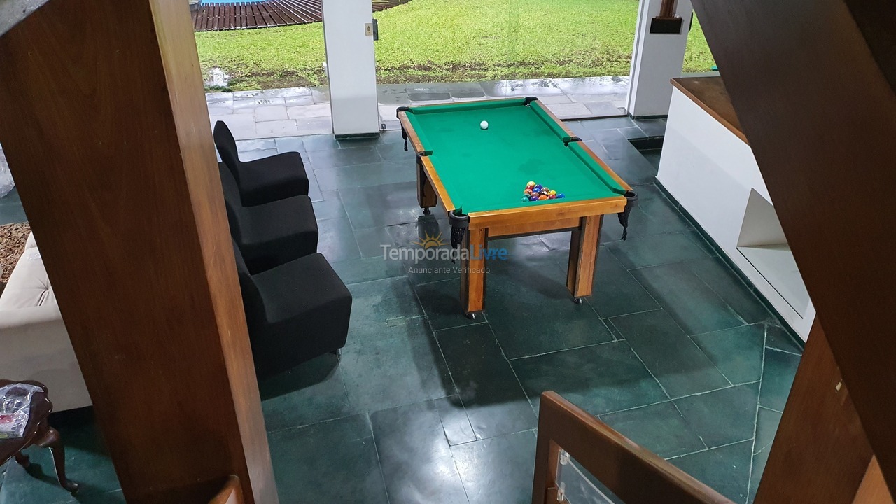 Casa para alquiler de vacaciones em Guarujá (Enseada)