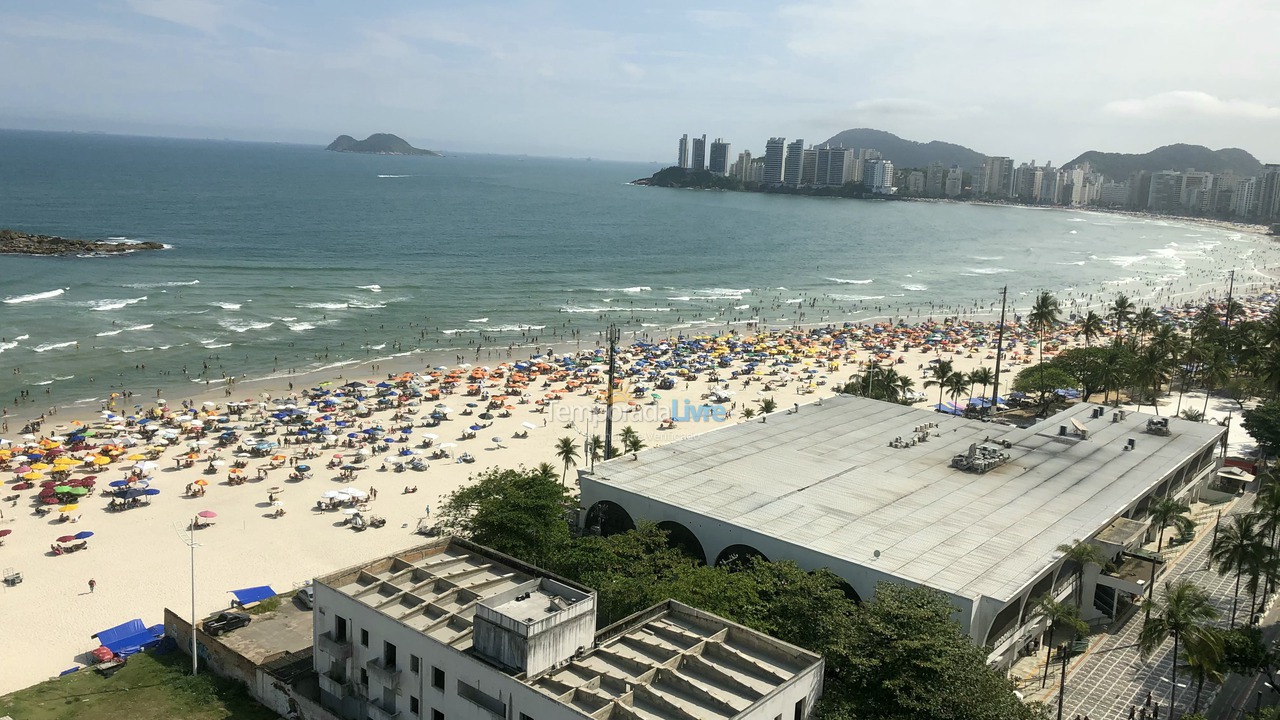 Apartment for vacation rental in Guarujá (Pitangueiras)