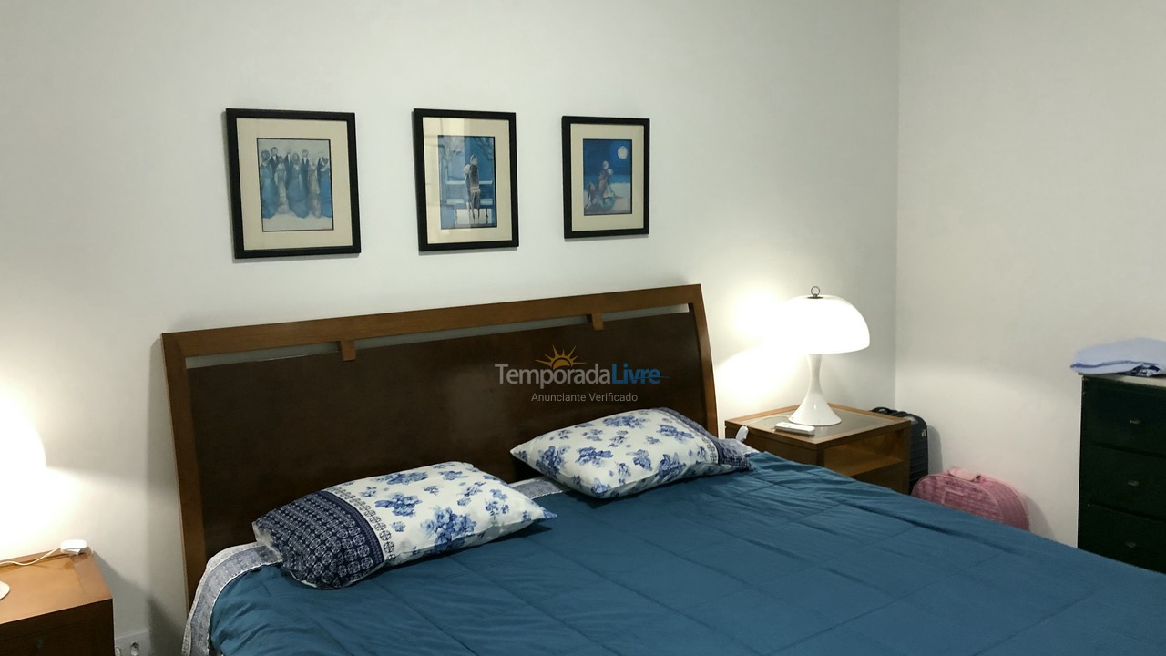 Apartment for vacation rental in Guarujá (Pitangueiras)
