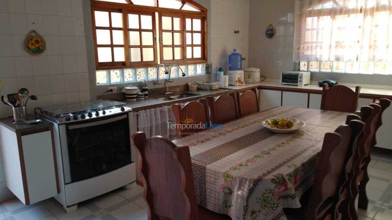 Casa para aluguel de temporada em Peruíbe (Jd Mar E Sol)