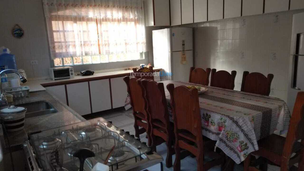 Casa para aluguel de temporada em Peruíbe (Jd Mar E Sol)