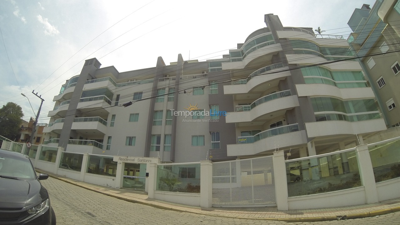 Apartamento para aluguel de temporada em Bombinhas (Praia de Bombas)