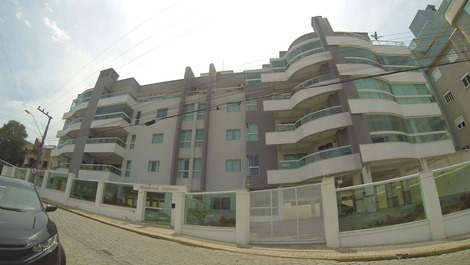 APART 202 COM 3 DORMIT./1SUÍTE+AR COND/WI-FI-100m praia*