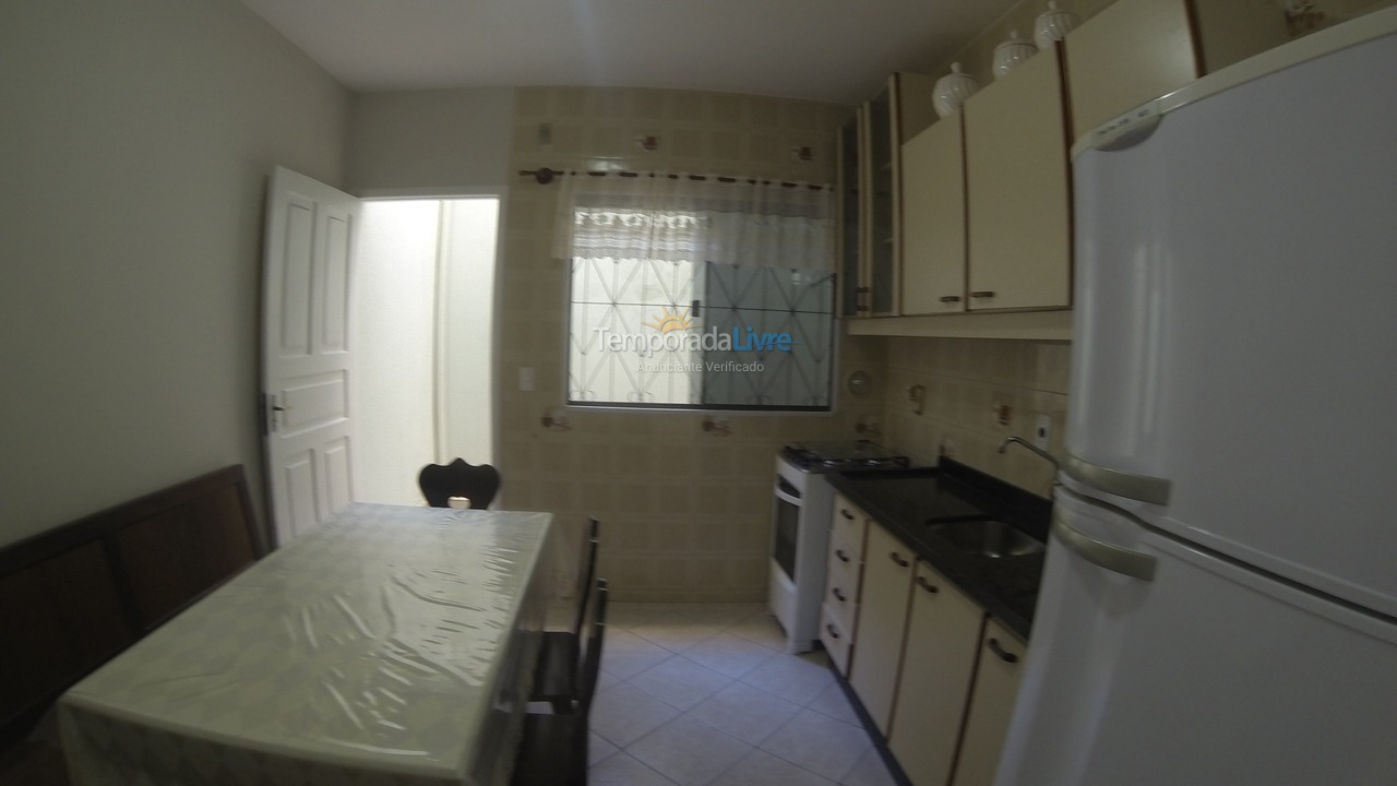 Casa para aluguel de temporada em Balneário Camboriú (Praia Central)