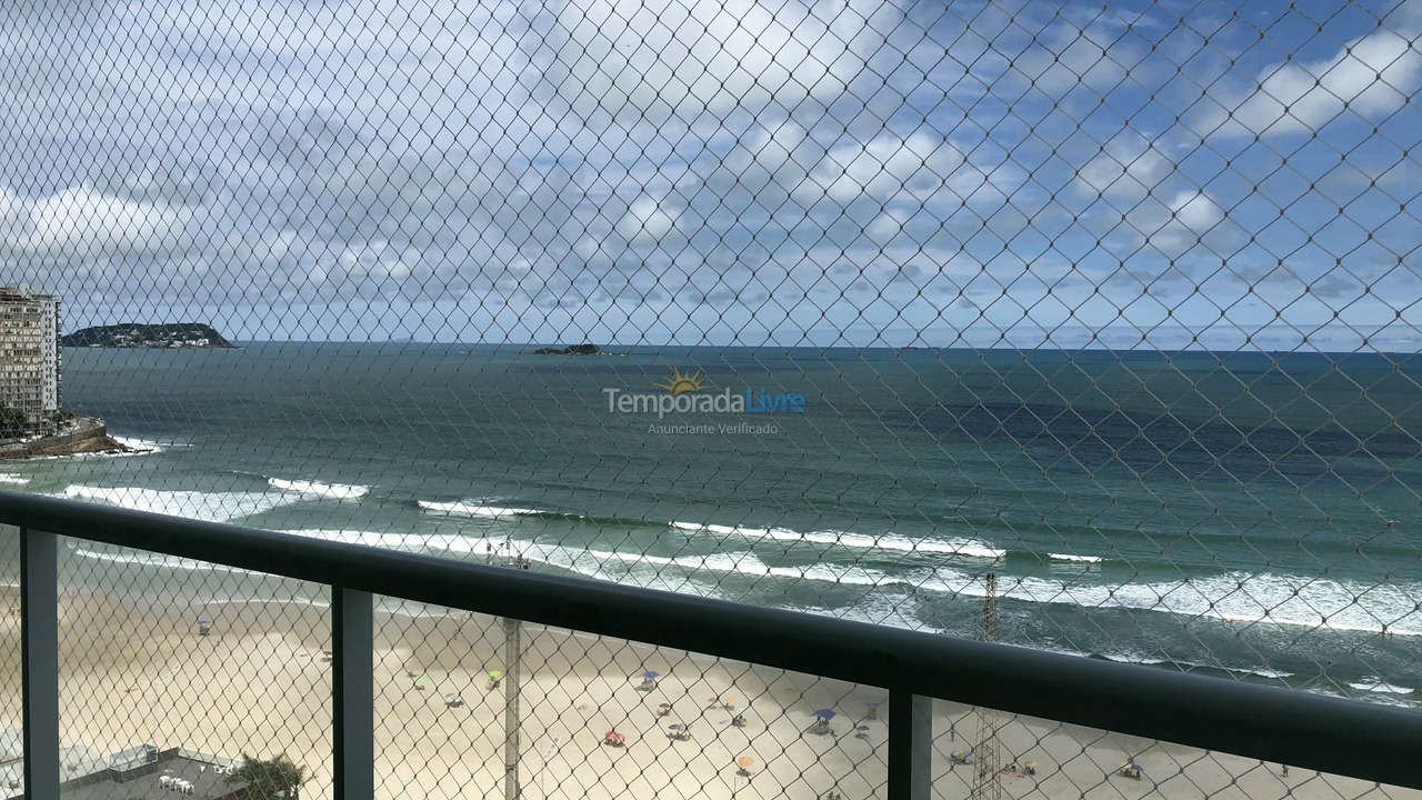 Apartment for vacation rental in Guarujá (Pitangueiras)