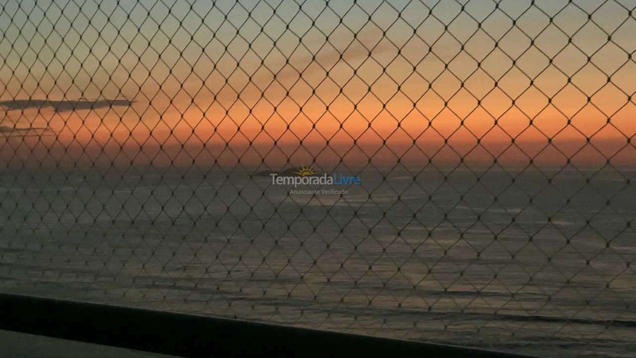 Apartment for vacation rental in Guarujá (Pitangueiras)