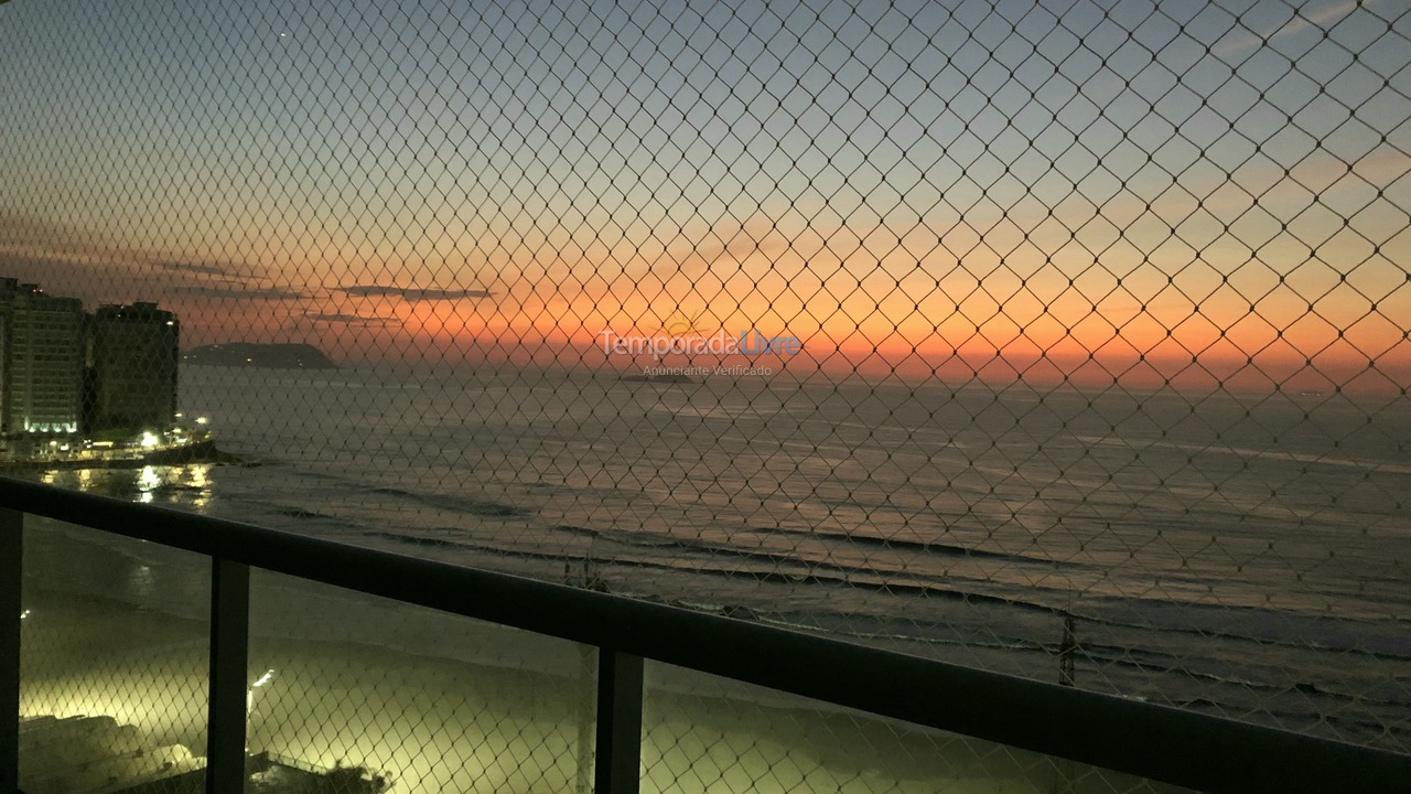 Apartment for vacation rental in Guarujá (Pitangueiras)