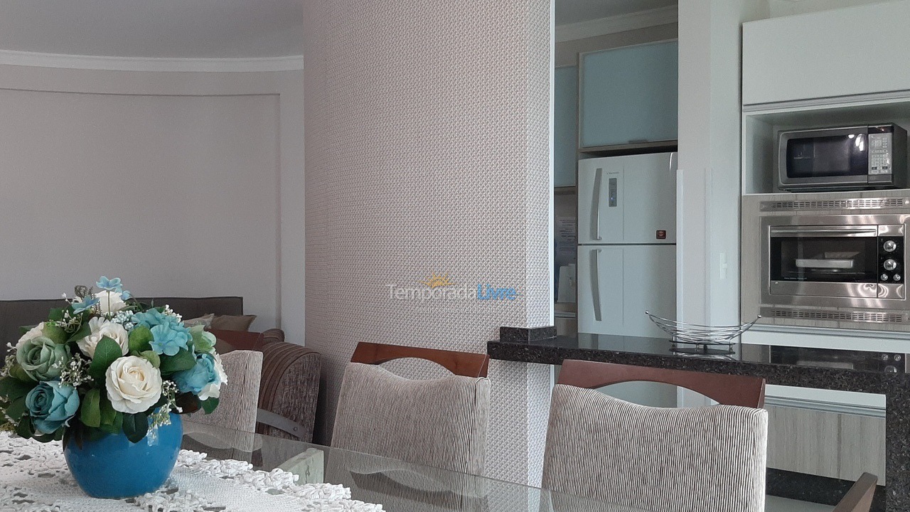 Apartamento para aluguel de temporada em Bombinhas (Praia de Bombas)